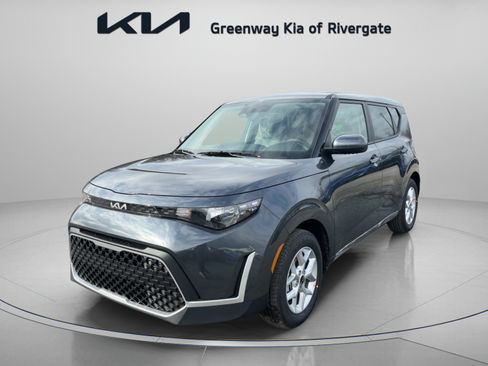 New 2025 Kia Soul LX w/ LX Technology Package FWD image 3