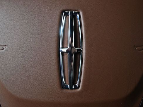 New 2026 Lincoln Aviator Reserve AWD/4WD image 35