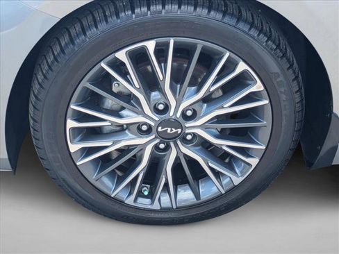 Used 2022 Kia Forte GT-Line w/ GT-Line Premium Package FWD image 24