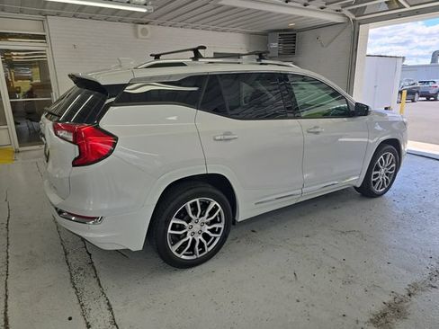 Used 2023 GMC Terrain Denali w/ Denali Premium Package AWD/4WD image 6
