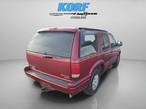Used 1996 Oldsmobile Bravada AWD image 3