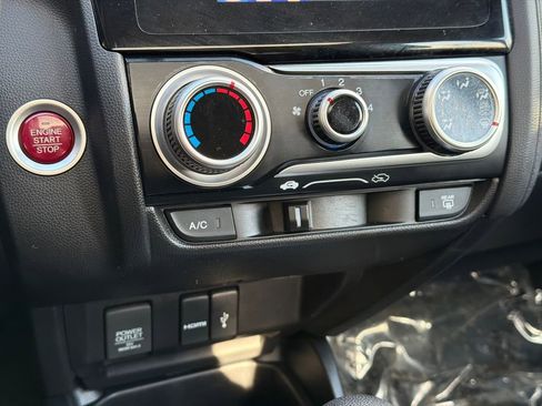 Used 2015 Honda Fit EX-L image 24