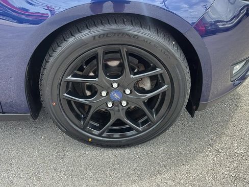 Used 2016 Ford Focus SE w/ Equipment Group 201A FWD image 47