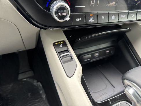 New 2025 Kia Telluride S image 6