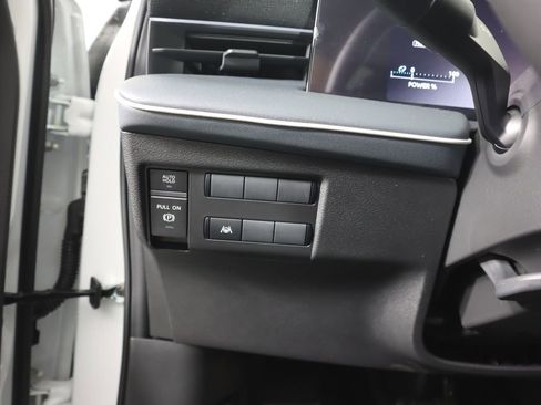 New 2026 Nissan Leaf w/ Floor Mat Package (S+) image 15