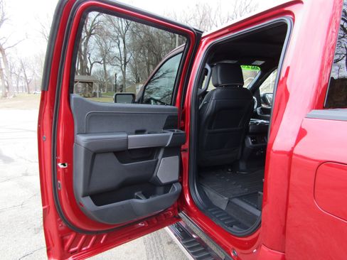 New 2025 Ford F150 Lariat w/ Equipment Group 502A High image 15