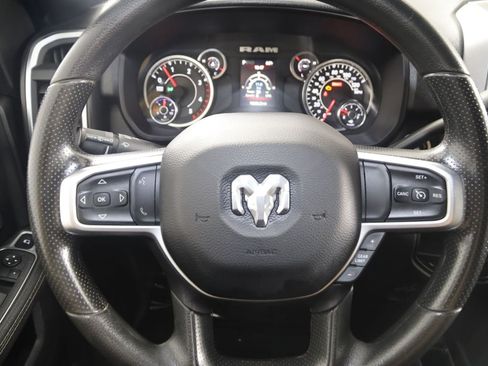 Used 2024 RAM 3500 SLT w/ Quick Order Package 2YG SLT AWD/4WD image 31