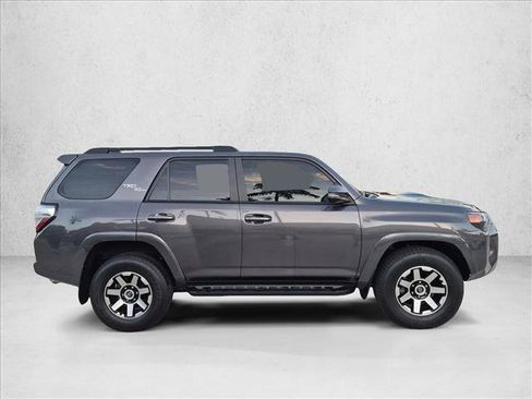 Certified 2023 Toyota 4Runner TRD Off-Road Premium w/ Moonroof Package AWD/4WD image 4