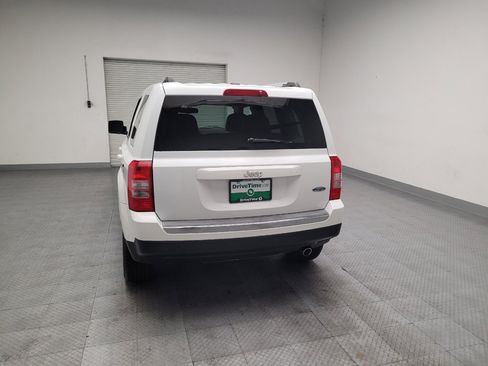 Used 2016 Jeep Patriot High Altitude FWD image 6