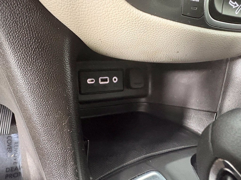 Used 2024 Chevrolet Equinox LS w/ LS Convenience Package FWD image 17