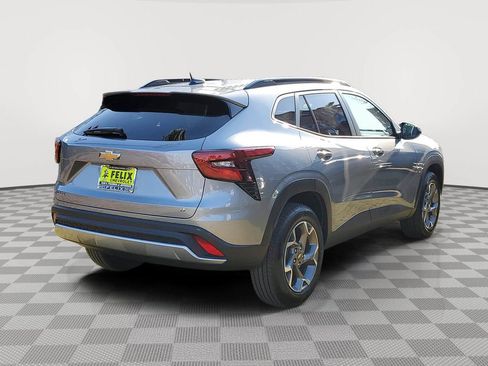 New 2026 Chevrolet Trax LT w/ Driver Confidence Package image 3