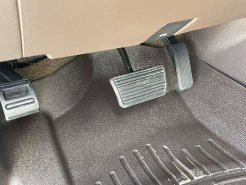 Used 2016 GMC Sierra 1500 Denali w/ Denali Ultimate Package image 17