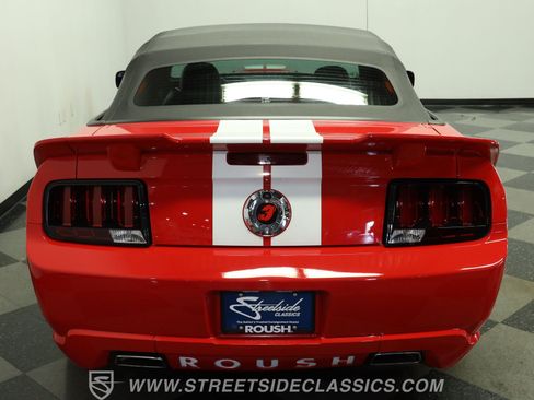 Used 2006 Ford Mustang GT RWD image 9