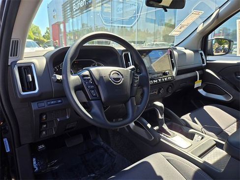 New 2025 Nissan Frontier SV image 13