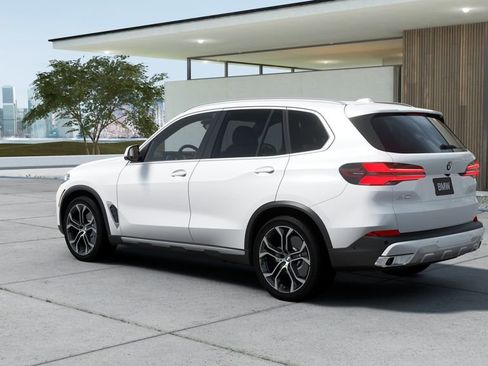 New 2026 BMW X5 sDrive40i RWD image 26