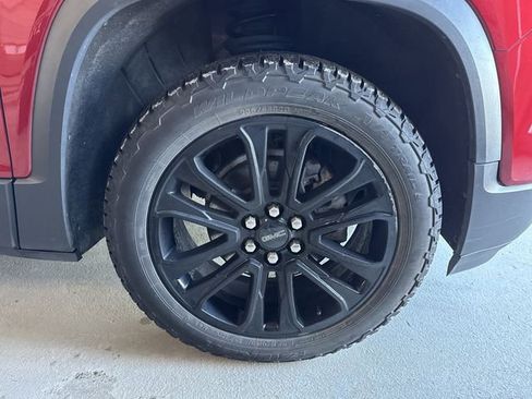 Certified 2022 GMC Acadia SLE w/ Driver Convenience Package image 32