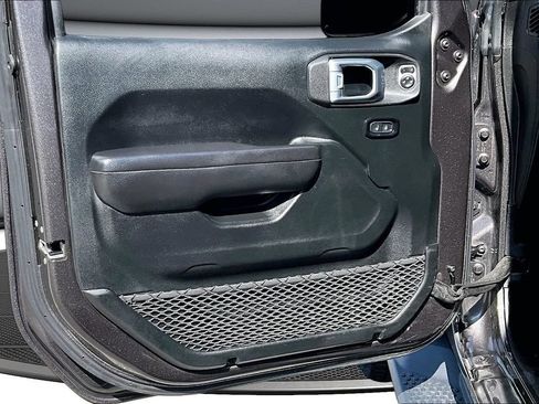 Used 2019 Jeep Wrangler Unlimited Sport S AWD/4WD image 20