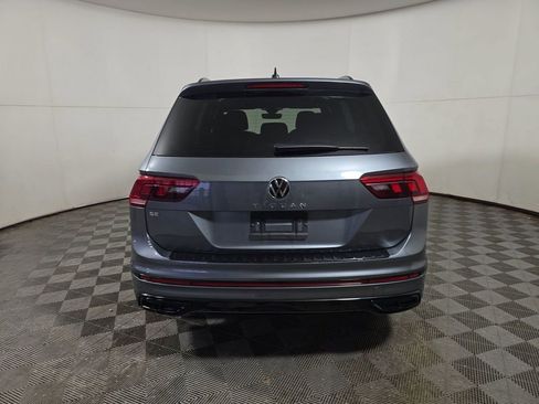 Used 2023 Volkswagen Tiguan SE R-Line image 3