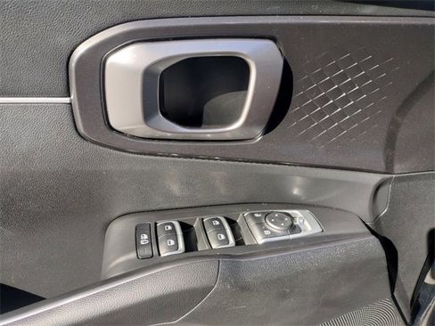 Used 2021 Kia Sorento S image 29