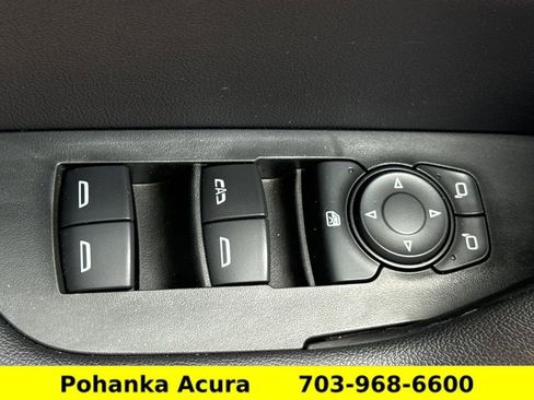 Used 2020 Chevrolet Blazer LT FWD image 19