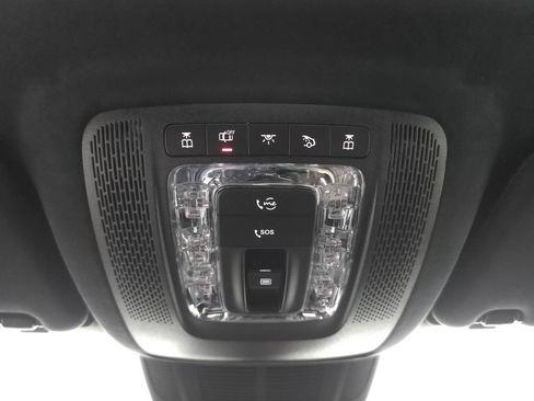 Used 2026 Mercedes-Benz GLS 63 AMG 4MATIC image 23