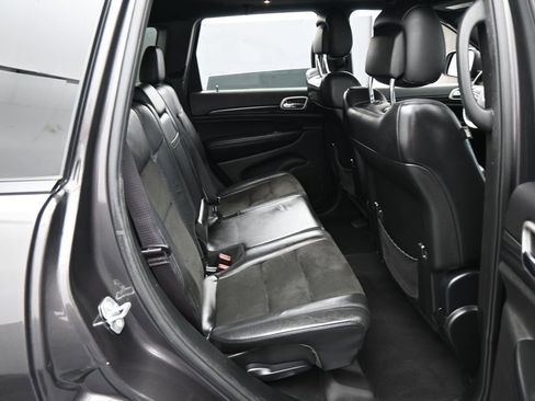Used 2019 Jeep Grand Cherokee Altitude image 31
