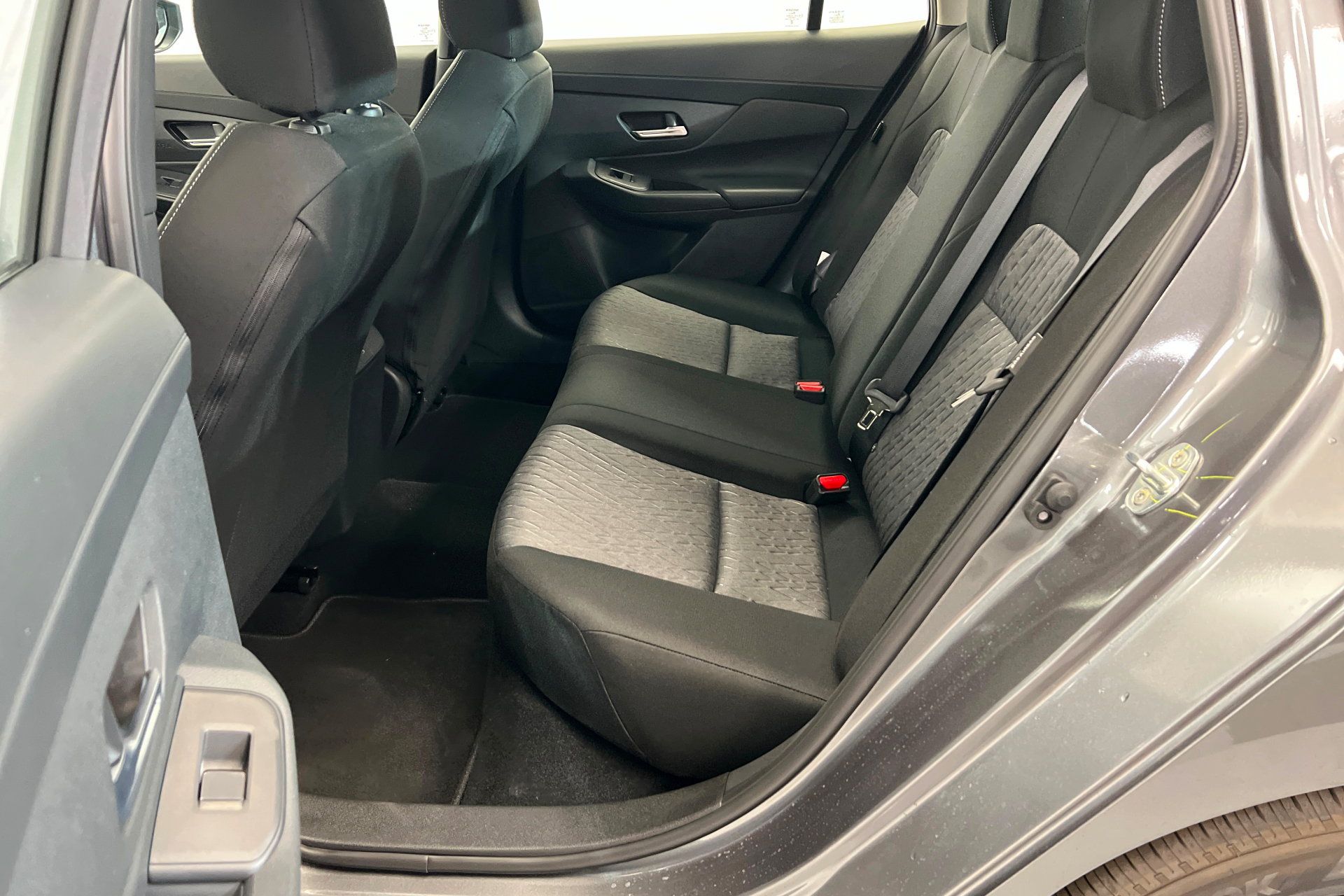New 2027 Nissan Sentra SV w/ SV Convenience Package FWD image 21