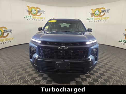 Certified 2025 Chevrolet Traverse RS AWD/4WD image 2