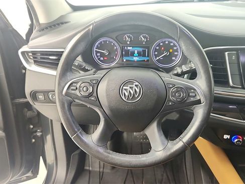 Used 2019 Buick Enclave Essence image 19