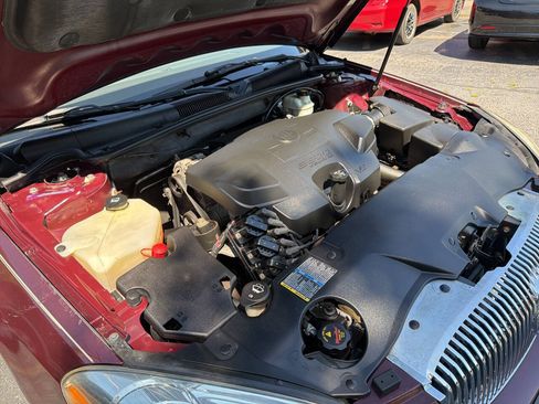 Used 2007 Buick Lucerne CX FWD image 31