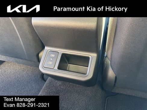 Used 2025 Kia K4 LXS image 14