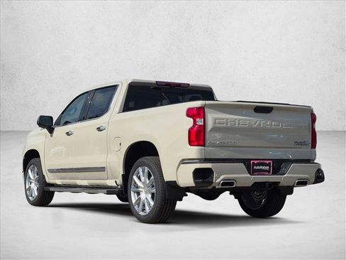 New 2026 Chevrolet Silverado 1500 High Country w/ High Country Premium Package AWD/4WD image 7