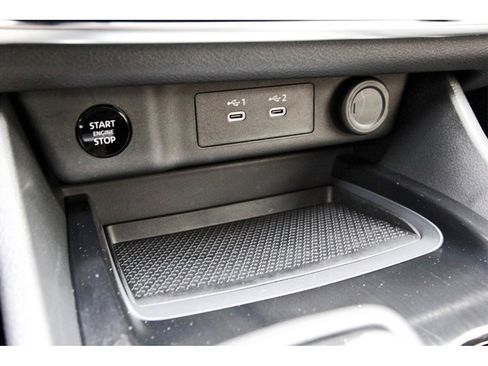 Certified 2024 Nissan Rogue S image 23