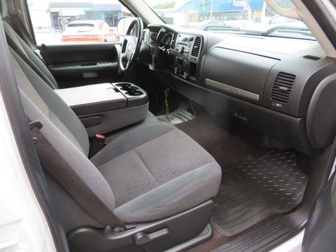 Used 2007 GMC Sierra 1500 SLE w/ Texas Edition RWD image 14