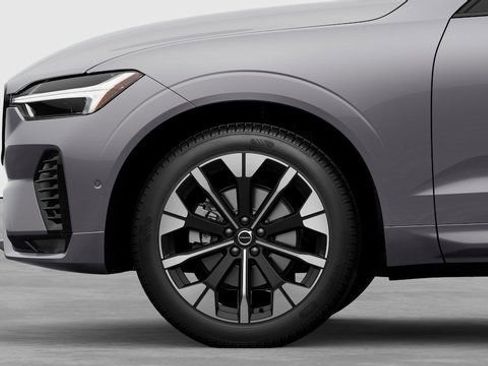 New 2026 Volvo XC60 B5 Plus w/ Protection Package Premier image 6