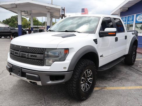 Used 2014 Ford F150 Raptor w/ Equipment Group 801A Luxury AWD/4WD image 8
