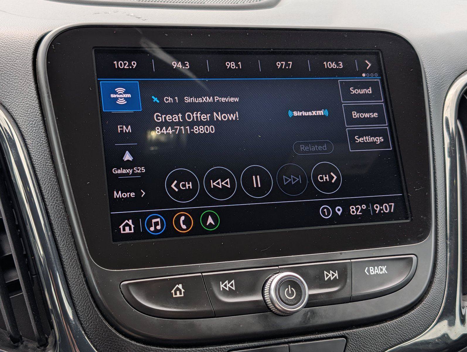 Certified 2022 Chevrolet Equinox RS w/ RS Leather Package FWD image 16