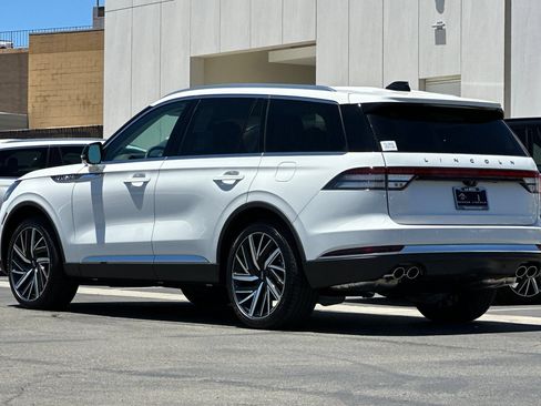 New 2026 Lincoln Aviator Reserve AWD/4WD image 5