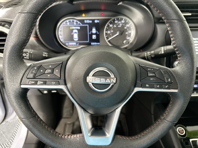 Used 2024 Nissan Versa SR FWD image 18