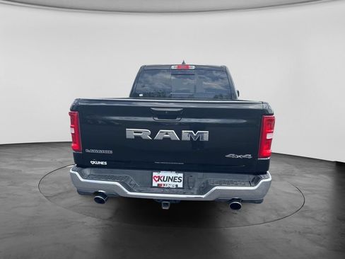 Used 2025 RAM 1500 Laramie AWD/4WD image 6
