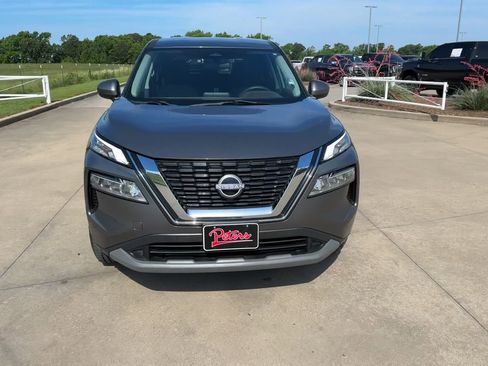 Used 2023 Nissan Rogue SV FWD image 4