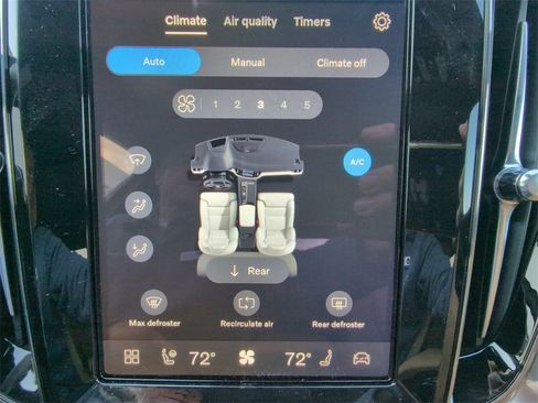 New 2026 Volvo V60 B5 Cross Country Ultra w/ Protection Package Premier image 24