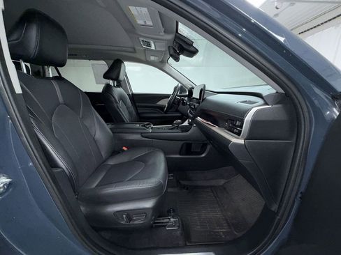 Certified 2024 Toyota Grand Highlander Platinum image 14