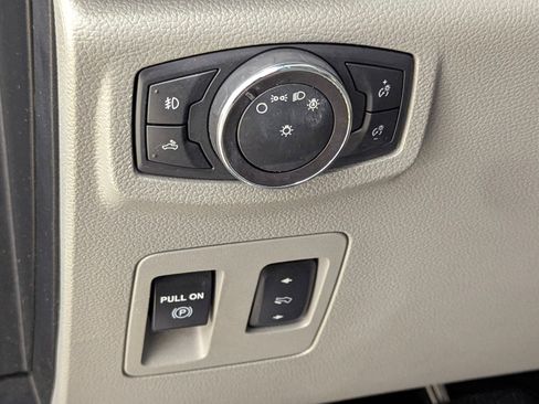 Certified 2019 Ford F150 XLT w/ Equipment Group 302A Luxury image 17