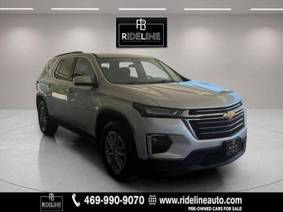 Used 2022 Chevrolet Traverse LT