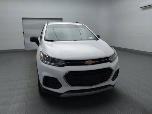 Used 2019 Chevrolet Trax LT w/ LT Convenience Package FWD image 14