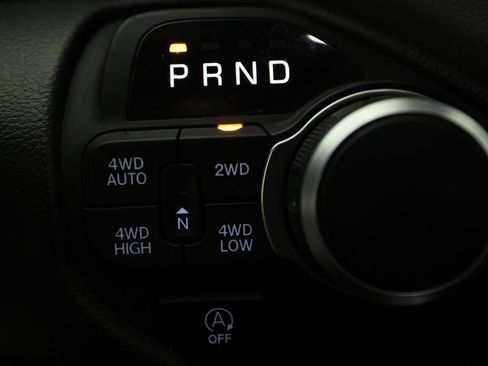 Used 2025 RAM 1500 Big Horn AWD/4WD image 22