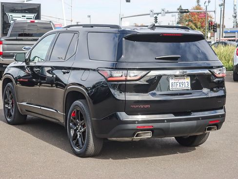Used 2020 Chevrolet Traverse Premier w/ Redline Edition image 2