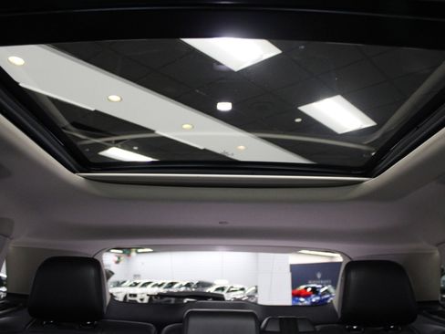 Used 2022 Lincoln Nautilus Reserve image 41