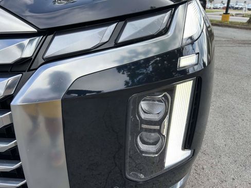 Used 2023 Hyundai Palisade Calligraphy w/ Cargo Package FWD image 11